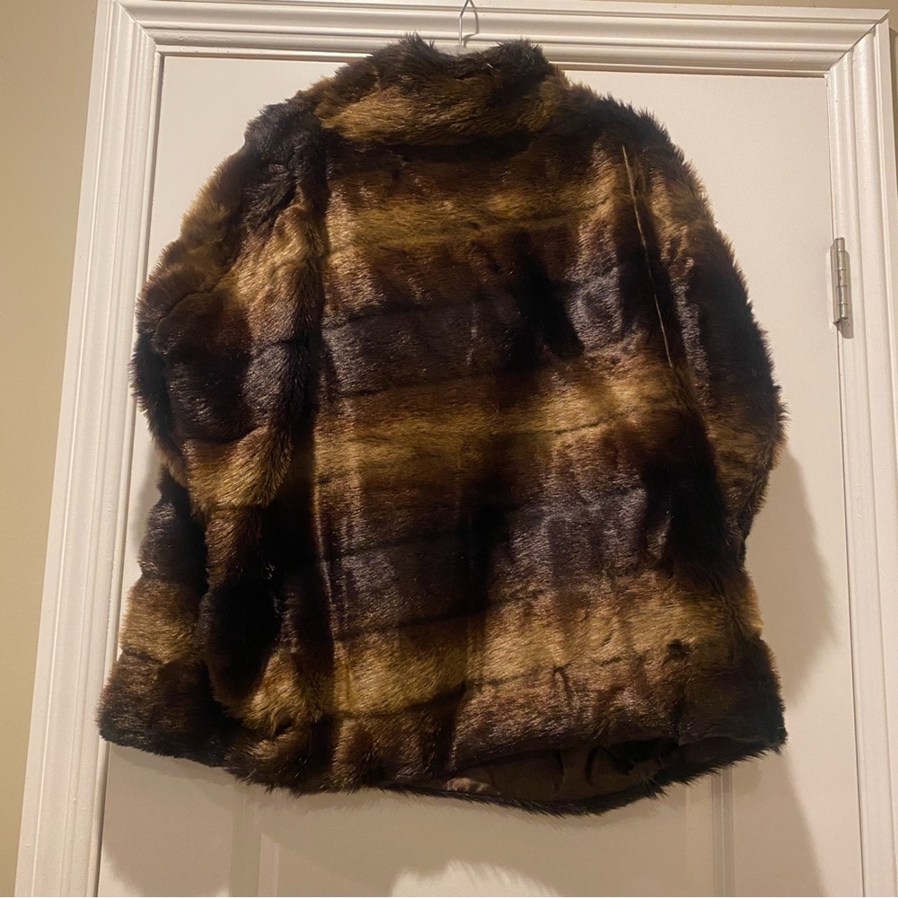 Vest/Poncho, Luxurious Faux Fur